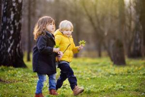 Spring walk for parents and tots at Domaine de Maizerets @ Meeting place: Domaine de Maizerets, Secteur: Maizerets